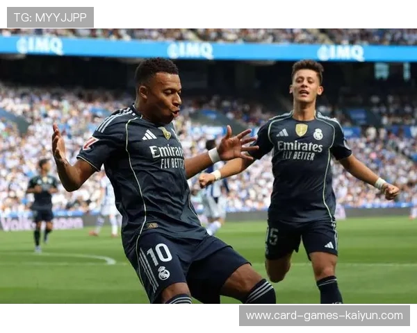 西甲皇家社会：短传连贯，中场组织的完美展现